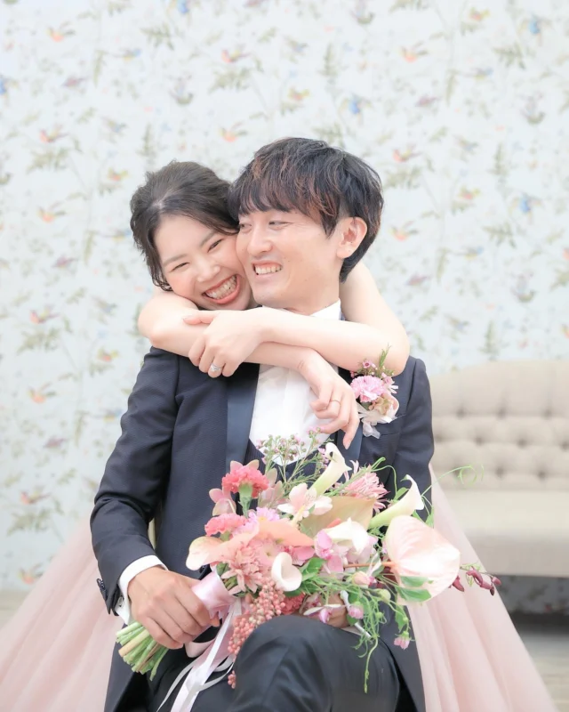 .
お互いへの想いが伝わってくるような
素敵なおふたりの前撮り写真

きっちりかっちりしたお写真も大事ですが
オワゾブルーでは自然体な写真を
お撮りするよう心がけています＾＾

______________________________

ストーリーでは #オワゾブルー花嫁 
が選んだドレスやブーケを発信中!
是非フォローして当日のイメージアップ
になれば嬉しいです＾＾

@oiseaubleu_kochi 

今月のウェディングフェアは📍投稿へ
お得なリニューアルプランも案内中🕊️

______________________________

#オワゾブルー #オワゾブルー高知 #高知 #高知結婚式 #高知結婚式場 #高知ウェディング #高知婚 #結婚式場 #高知フォトウェディング #ウェディングドレス #オワゾブルー花嫁 #高知貸切 #貸切ウェディング #wedding #weddingdress #weddingphotography #高知前撮り #ウェディングブーケ #プレ花嫁 #プレ花嫁準備 #高知プレ花嫁